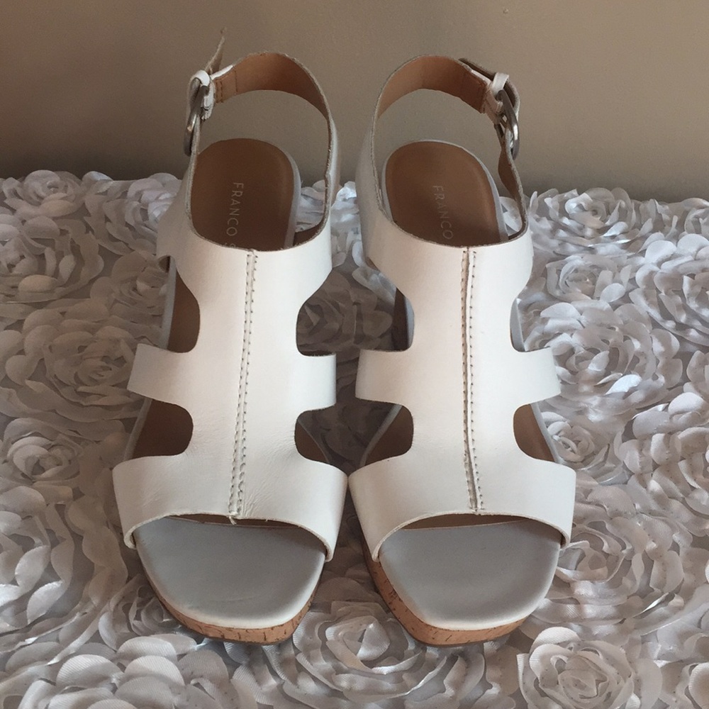 Great condition Franco Sarto wedges! - Picture 3 of 5